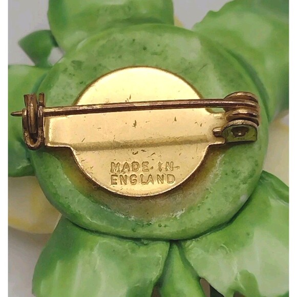 Vintage Adderley Floral Yellow Rose Bone China Ceramic Porcelain Brooch England - Picture 5 of 8